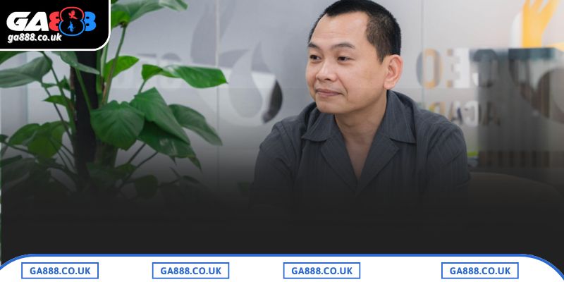 Tác giả dẫn dắt bằng quyết tâm táo bạo